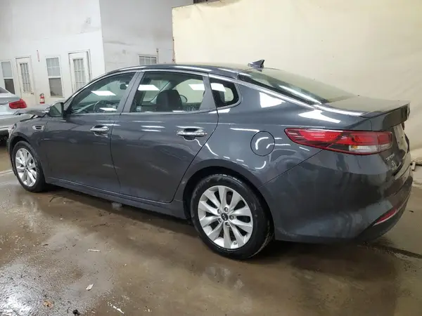 5XXGT4L36JG187053 2018 KIA OPTIMA - Image 2