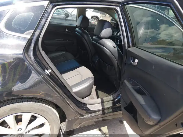 5XXGT4L36JG187926 2018 KIA OPTIMA - Image 8