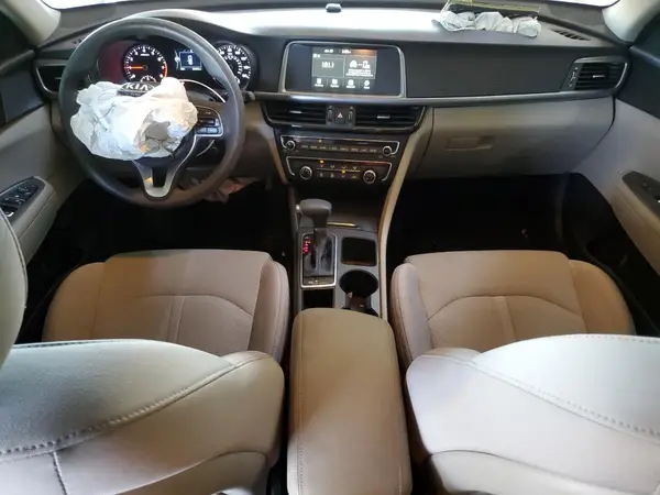 5XXGT4L36JG195590 2018 KIA OPTIMA - Image 8