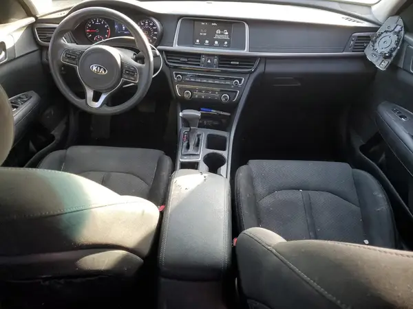 5XXGT4L36JG196125 2018 KIA OPTIMA - Image 8