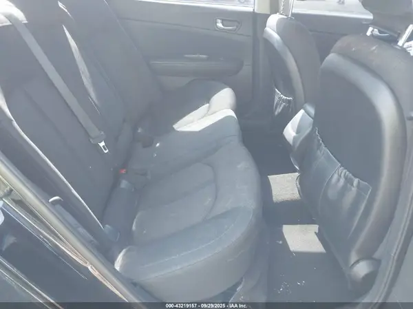 5XXGT4L36JG196853 2018 KIA OPTIMA - Image 8
