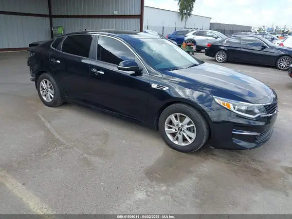 5XXGT4L36JG196870 2018 KIA OPTIMA - Image 1