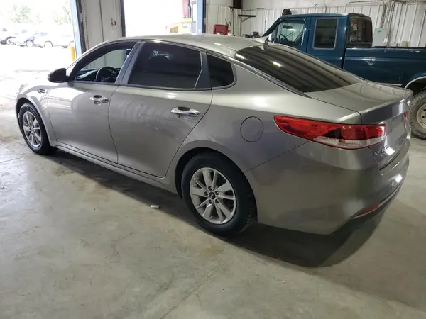 5XXGT4L36JG198022 2018 KIA OPTIMA - Image 2