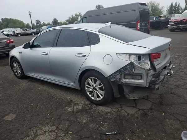 5XXGT4L36JG198330 2018 KIA OPTIMA - Image 2