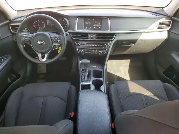 5XXGT4L36JG198411 2018 KIA OPTIMA - Image 8
