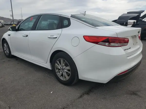 5XXGT4L36JG199221 2018 KIA OPTIMA - Image 2