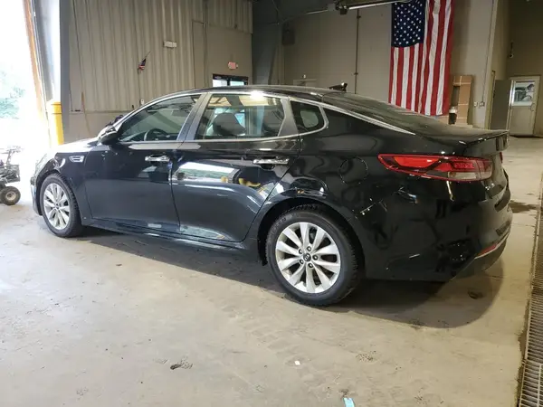 5XXGT4L36JG202795 2018 KIA OPTIMA - Image 2