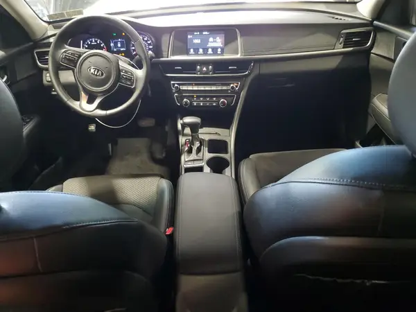 5XXGT4L36JG202795 2018 KIA OPTIMA - Image 8