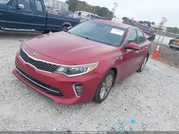 5XXGT4L36JG203848 2018 KIA OPTIMA - Image 2