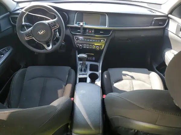 5XXGT4L36JG210766 2018 KIA OPTIMA - Image 8