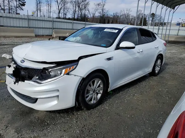 5XXGT4L36JG213229 2018 KIA OPTIMA - Image 1