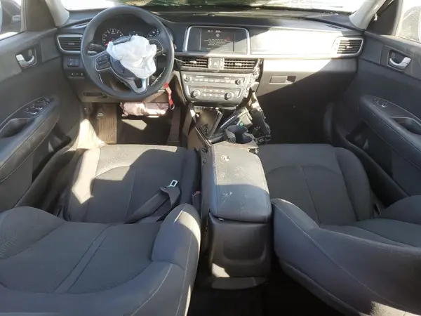 5XXGT4L36JG214378 2018 KIA OPTIMA - Image 8