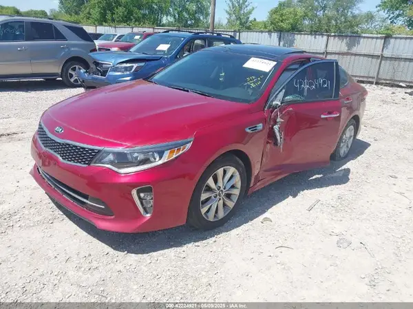 5XXGT4L36JG216406 2018 KIA OPTIMA - Image 2