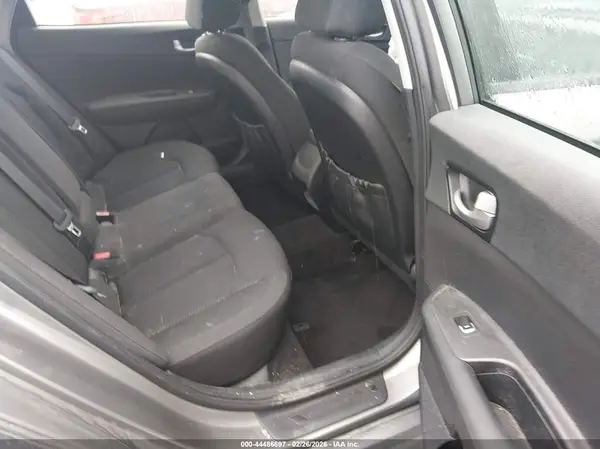 5XXGT4L36JG216485 2018 KIA OPTIMA - Image 8