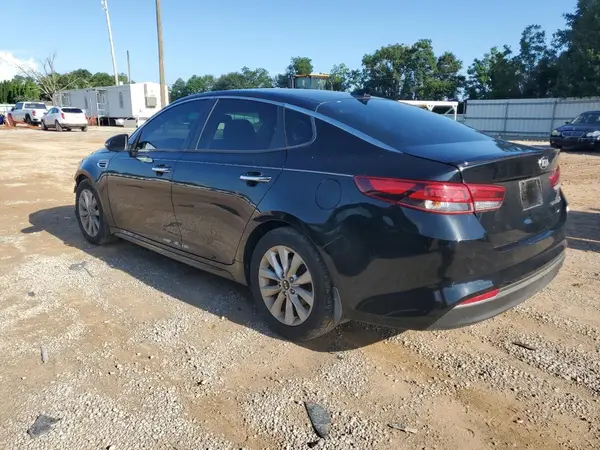 5XXGT4L36JG216499 2018 KIA OPTIMA - Image 2