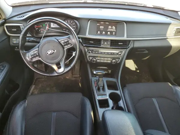 5XXGT4L36JG216499 2018 KIA OPTIMA - Image 8
