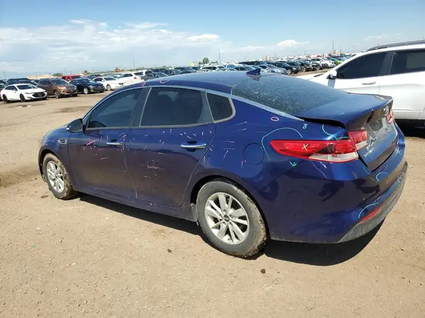 5XXGT4L36JG217569 2018 KIA OPTIMA - Image 2