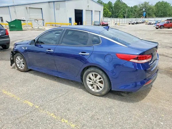5XXGT4L36JG219483 2018 KIA OPTIMA - Image 2