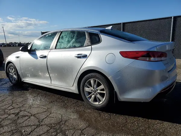 5XXGT4L36JG219855 2018 KIA OPTIMA - Image 2