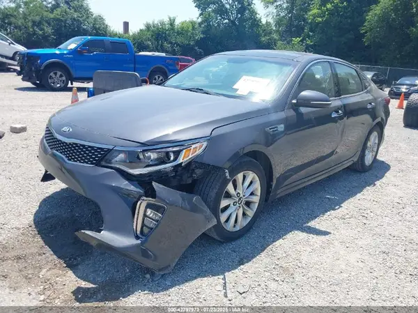 5XXGT4L36JG227342 2018 KIA OPTIMA - Image 2