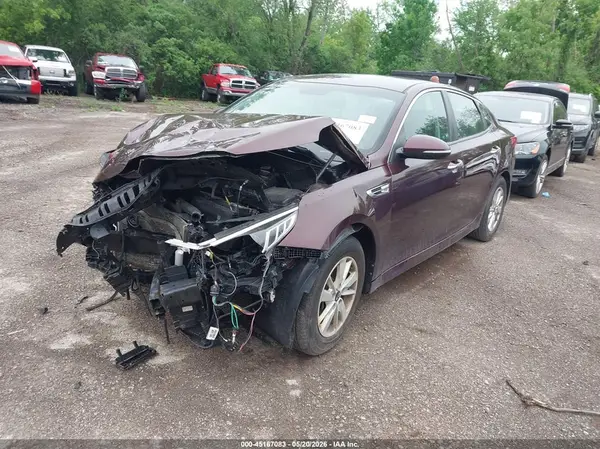 5XXGT4L36JG228930 2018 KIA OPTIMA - Image 2