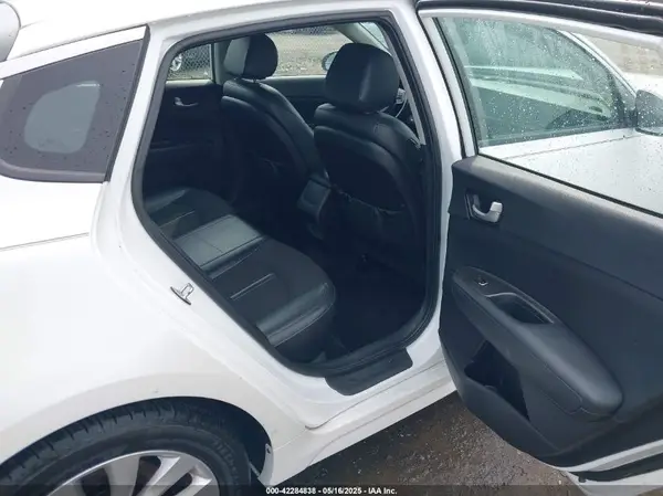 5XXGT4L36JG233495 2018 KIA OPTIMA - Image 8