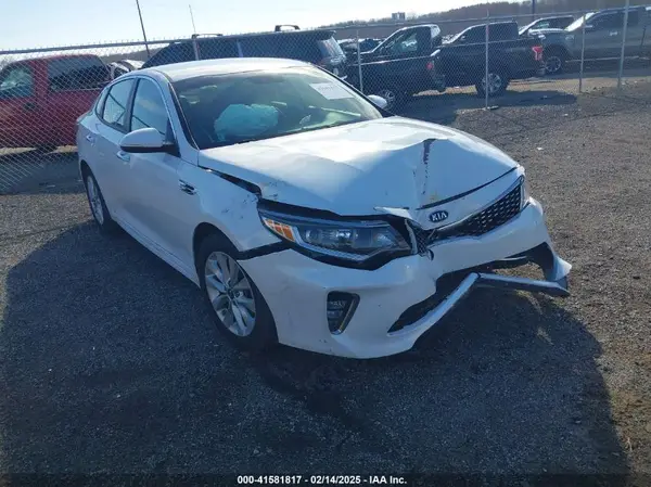 5XXGT4L36JG234209 2018 KIA OPTIMA - Image 1