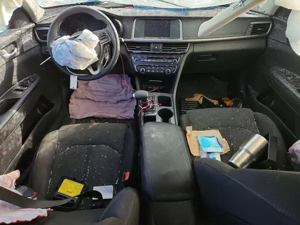 5XXGT4L36JG235019 2018 KIA OPTIMA - Image 8