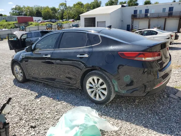 5XXGT4L36JG236607 2018 KIA OPTIMA - Image 2