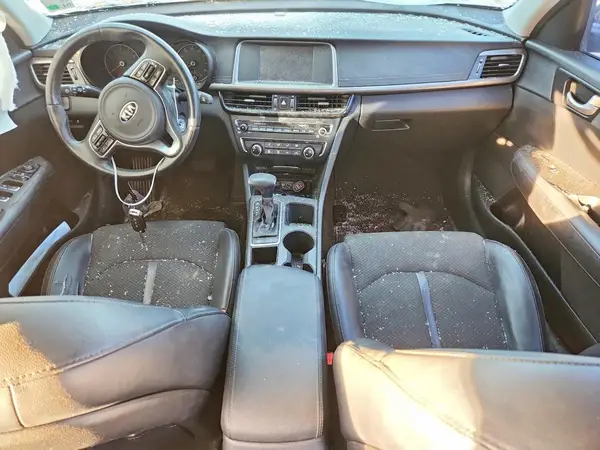 5XXGT4L36JG236624 2018 KIA OPTIMA - Image 8