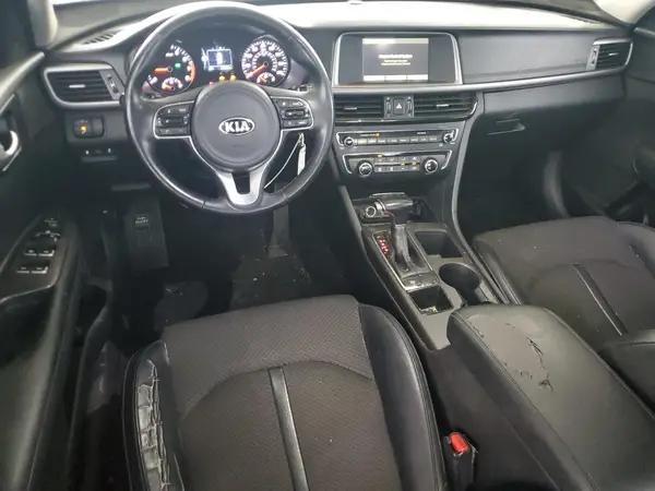 5XXGT4L36JG236915 2018 KIA OPTIMA - Image 8