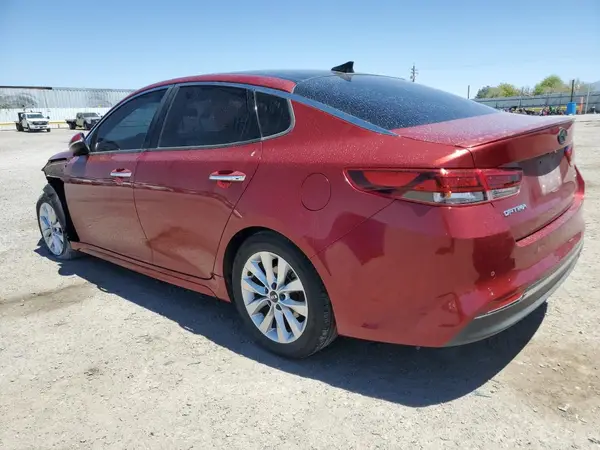 5XXGT4L36JG241435 2018 KIA OPTIMA - Image 2