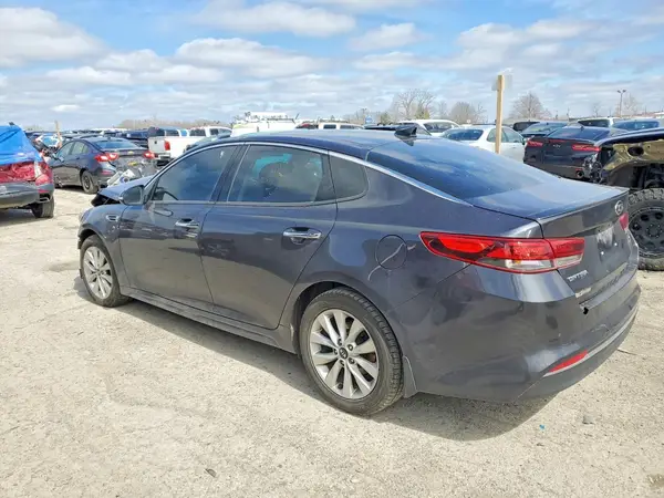 5XXGT4L36JG244836 2018 KIA OPTIMA - Image 2