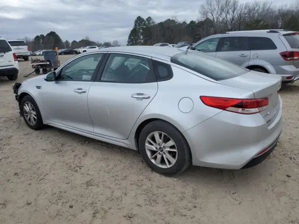 5XXGT4L36JG248451 2018 KIA OPTIMA - Image 2
