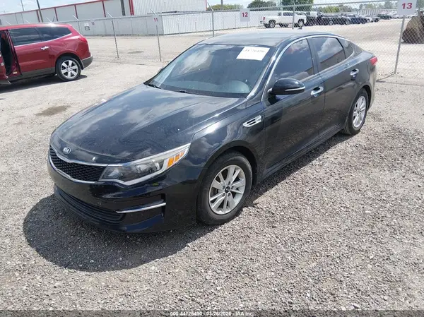5XXGT4L36JG248708 2018 KIA OPTIMA - Image 2