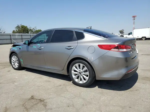5XXGT4L36JG251561 2018 KIA OPTIMA - Image 2