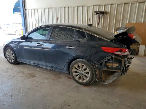5XXGT4L36JG253035 2018 KIA OPTIMA - Image 2