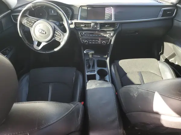 5XXGT4L36JG253262 2018 KIA OPTIMA - Image 8
