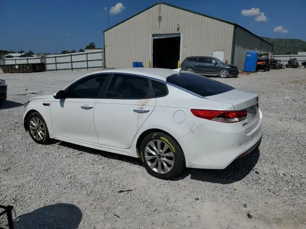 5XXGT4L36JG253729 2018 KIA OPTIMA - Image 2