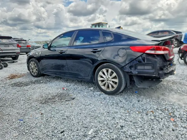 5XXGT4L36JG255559 2018 KIA OPTIMA - Image 2