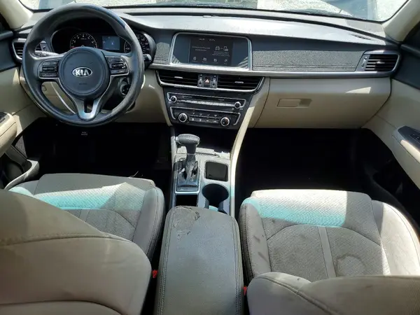 5XXGT4L36JG256467 2018 KIA OPTIMA - Image 8
