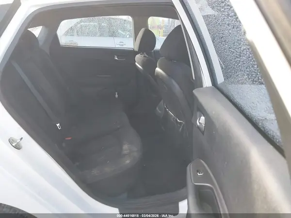 5XXGT4L36JG256856 2018 KIA OPTIMA - Image 8