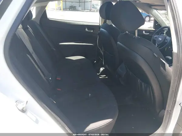 5XXGT4L36JG258588 2018 KIA OPTIMA - Image 8