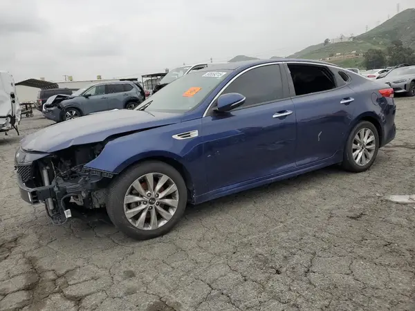 5XXGT4L36JG258719 2018 KIA OPTIMA - Image 1
