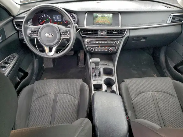 5XXGT4L36JG262057 2018 KIA OPTIMA - Image 8