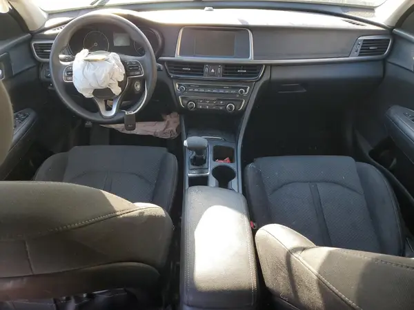 5XXGT4L36JG264780 2018 KIA OPTIMA - Image 8
