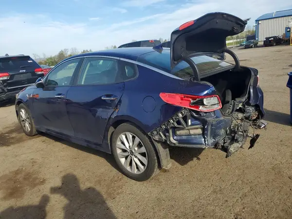 5XXGT4L36JG265007 2018 KIA OPTIMA - Image 2