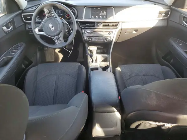 5XXGT4L36JG265007 2018 KIA OPTIMA - Image 8