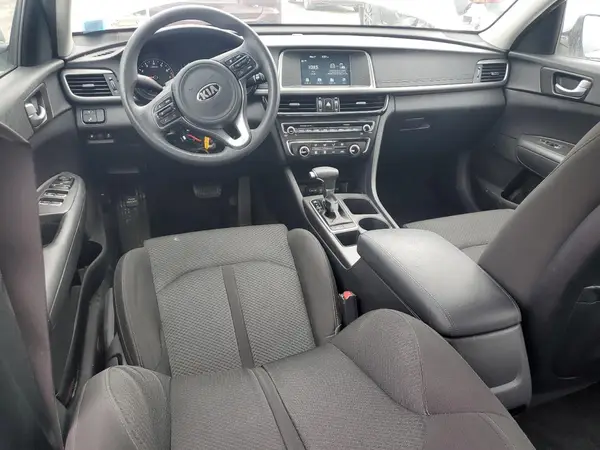5XXGT4L36JG268599 2018 KIA OPTIMA - Image 8