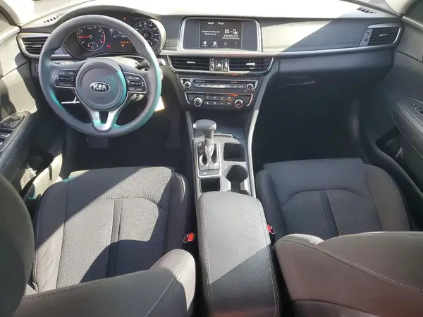 5XXGT4L36JG268621 2018 KIA OPTIMA - Image 8